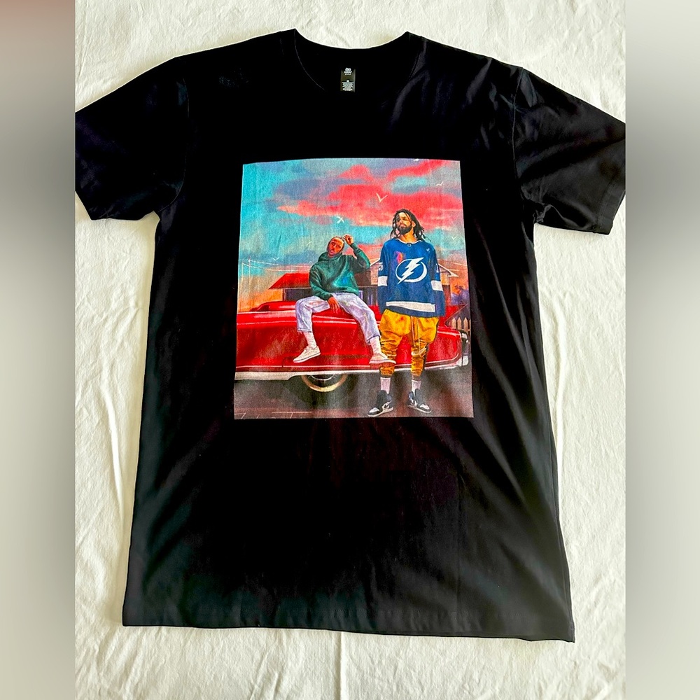 Men’s J Cole and Kendrick Lamar graphic tshirt. Size M
